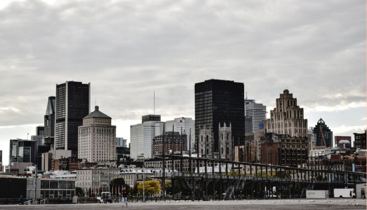 Quanto de Dinheiro Preciso para Imigrar para o Canadá